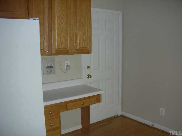 1135 Lake Moraine Place Raleigh, NC 27607 - Photo 6 of 9 Kitchen