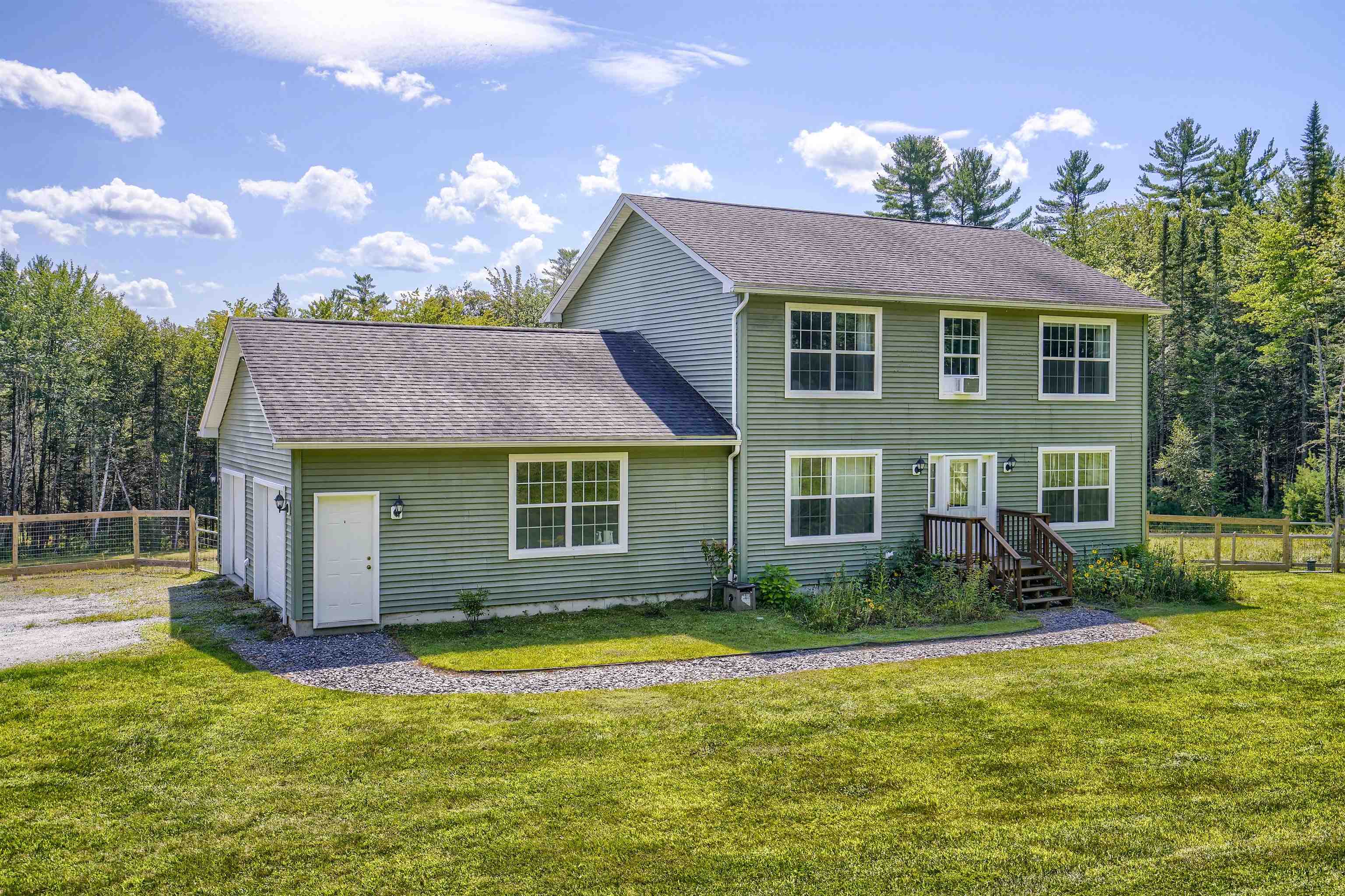 709 Foster Hill Road Littleton, NH 03561 - Photo 1 of 40