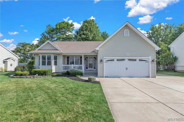 $419,900 | 3667 Spice Creek, Wheatfield, NY 14120