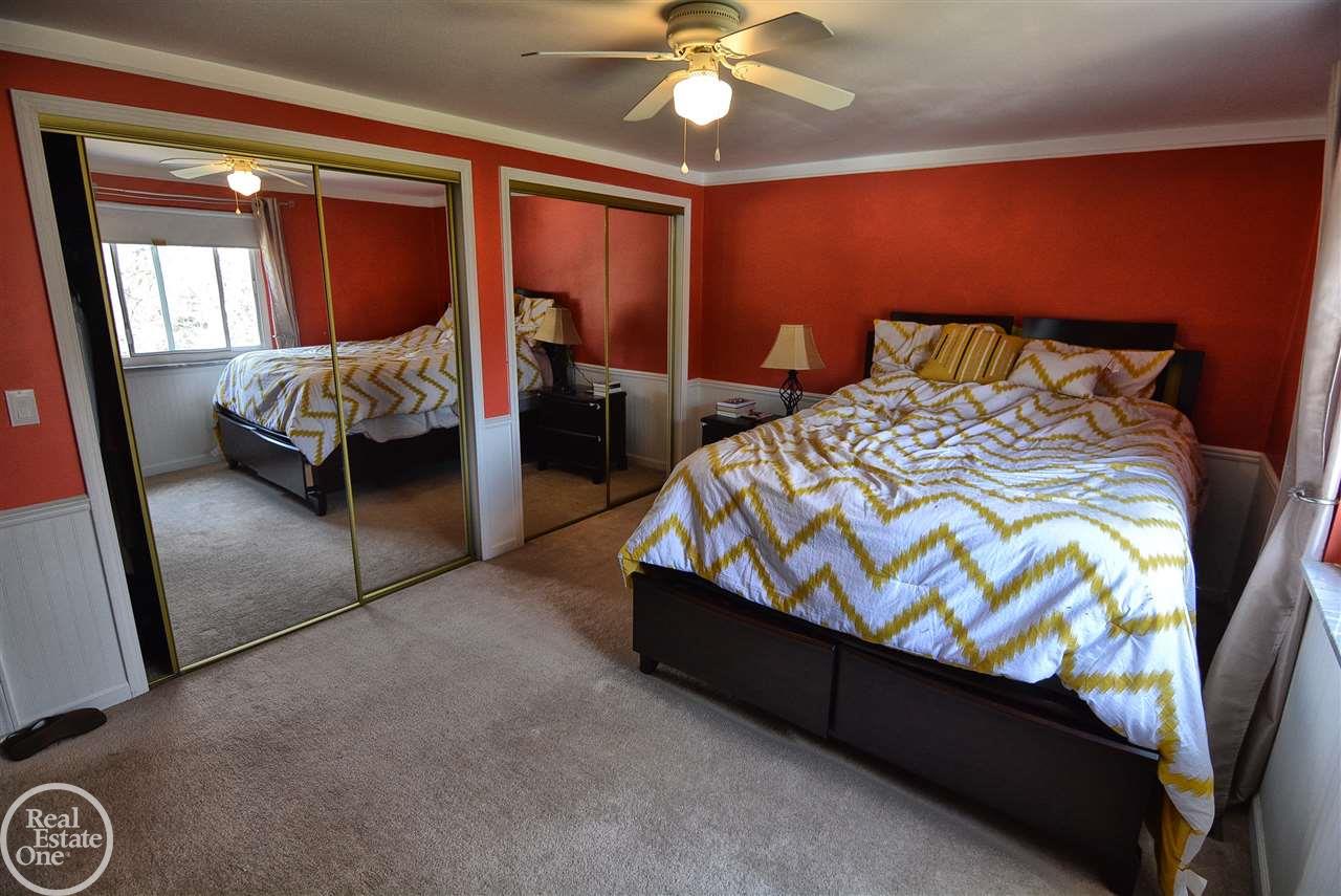 4817 Auburn Road Utica, MI 48317 - Photo 18 of 28 31345583-17.JPG