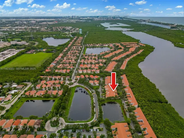 $4,500 | 1240 Weeping Willow Way, Unit 1240, Hollywood, FL 33019