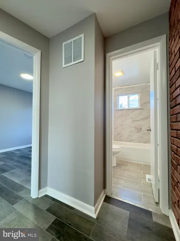 $2,150 | 986 Dalton Avenue, Baltimore, MD 21224