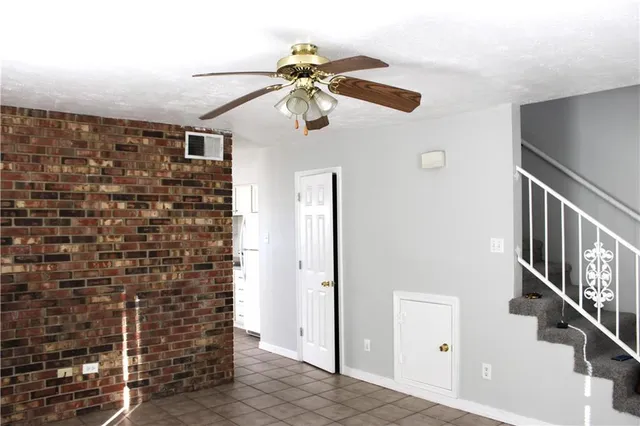 $1,400 | 3308 Delaware Avenue, Unit A, Kenner, LA 70065