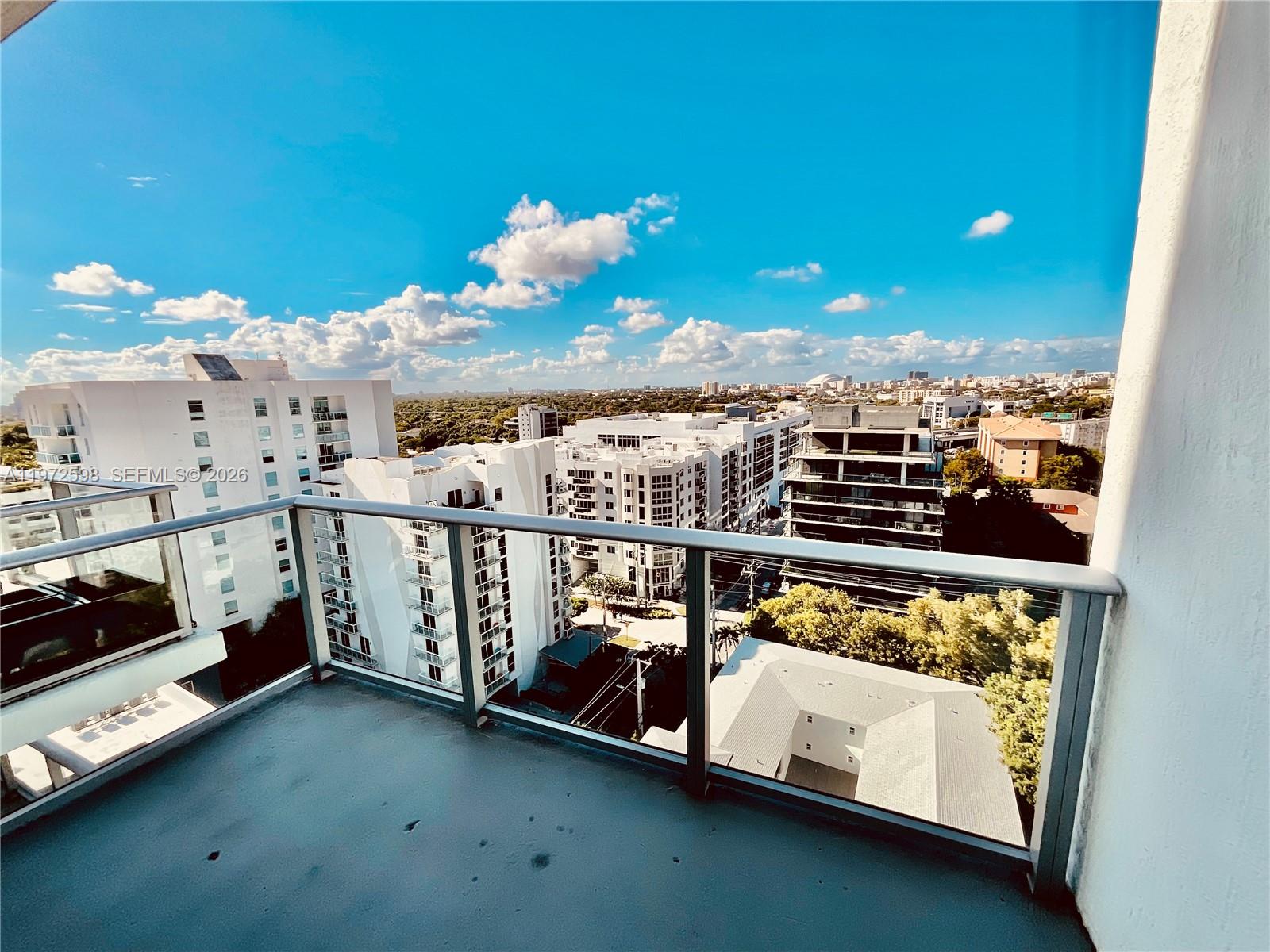 1600 Southwest 1st Avenue, Unit 1204 Miami, FL 33129 - Photo 66 of 75 a view of a room with gym equipment