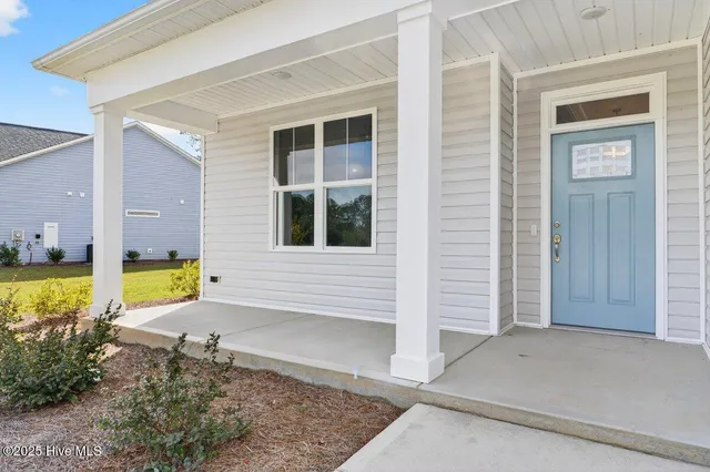 $419,900 | 3793 Summer Breeze Court Northeast, Bolivia, NC 28422