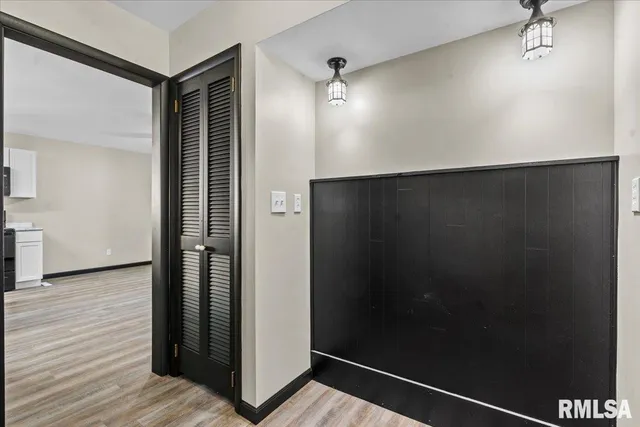 $179,900 | 323 North Dye Street, Virden, IL 62690