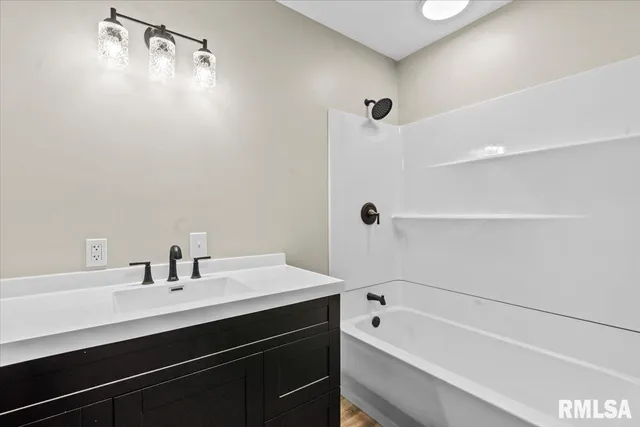 $174,900 | 323 North Dye Street, Virden, IL 62690