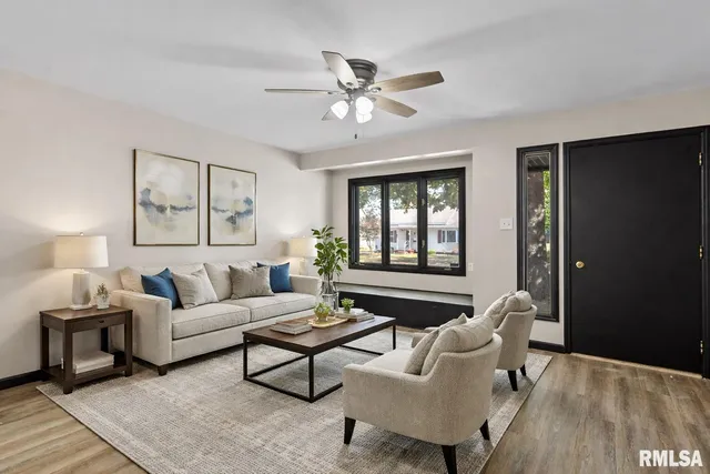 $174,900 | 323 North Dye Street, Virden, IL 62690