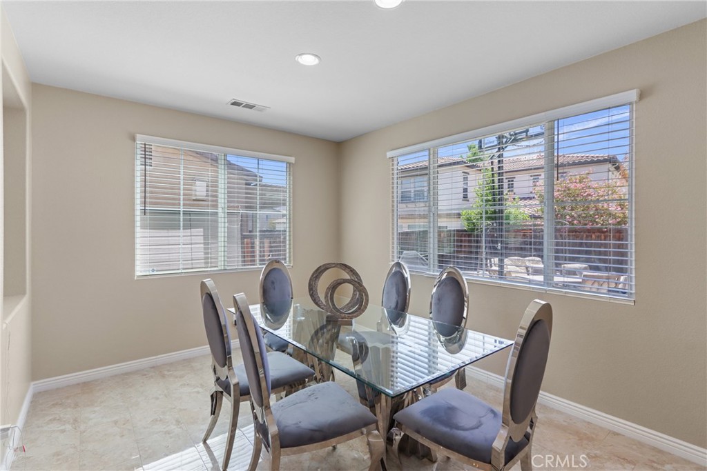 45575 Hawk Court Temecula, CA 92592 - Photo 8 of 69