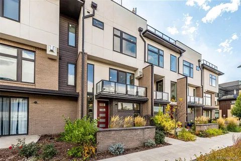 $1,069,000 | 6820 East Lowry Boulevard, Denver, CO 80230