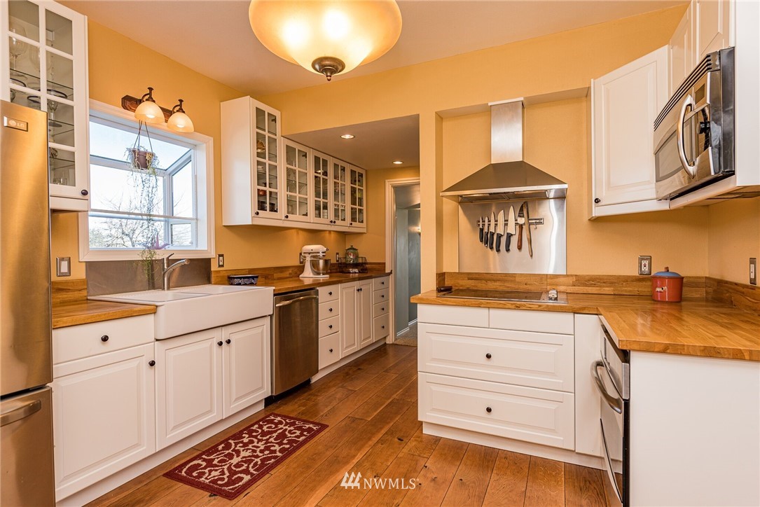 2711 Blue Mountain Road Port Angeles, WA 98362 - Photo 11 of 34 Gallery Image 11