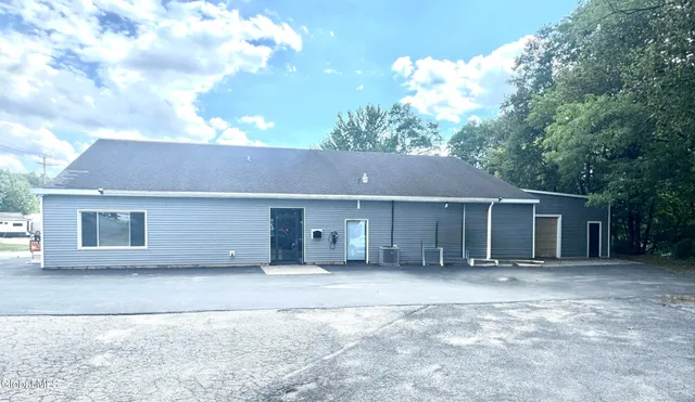$325,000 | 212 Forest Avenue, Unit 212216, Amsterdam, NY 12010