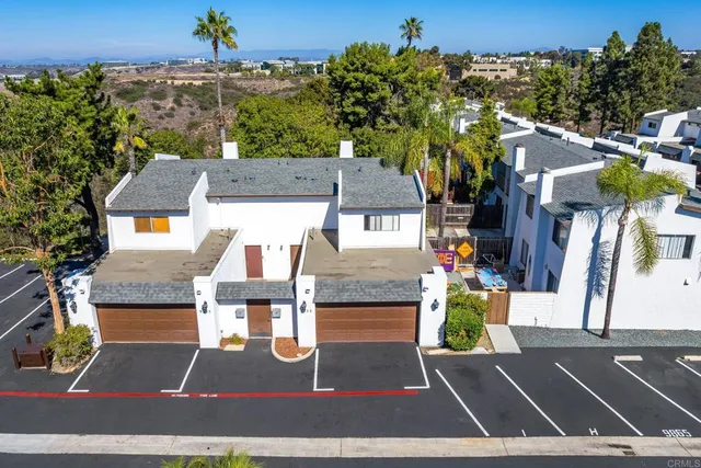a view of a house with roof deck