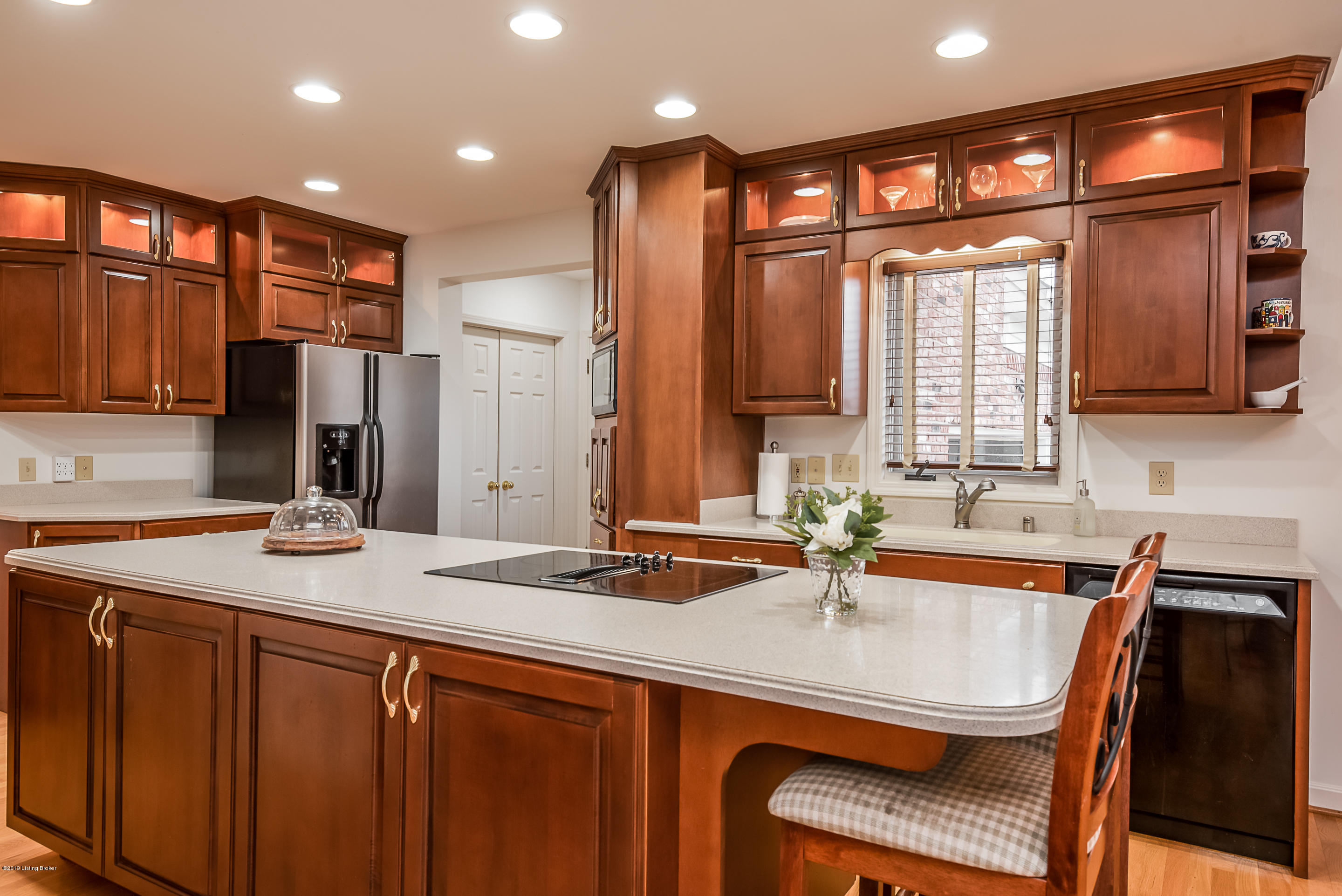 10417 Long Home Road Louisville, KY 40291 - Photo 5 of 47 DHi-10