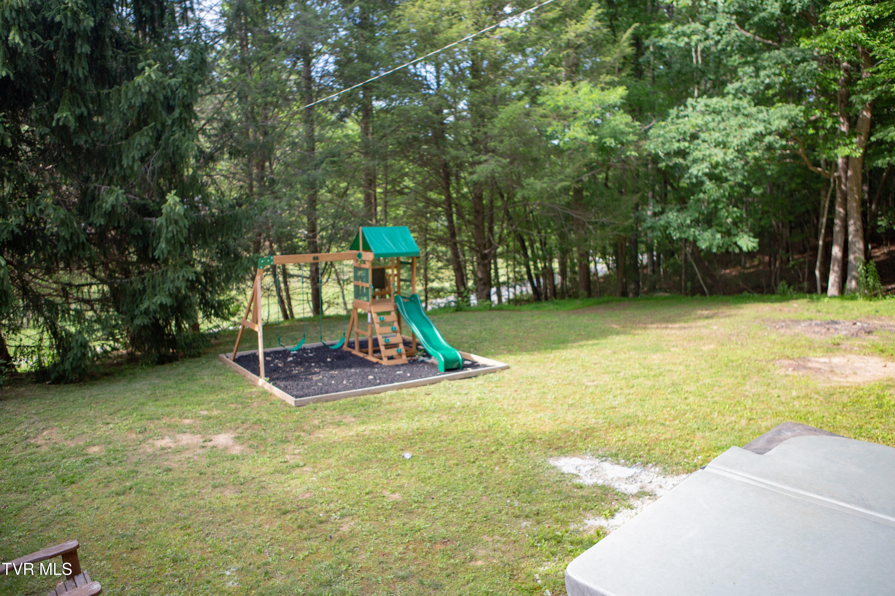 540 Whaley Town Road Butler, TN 37640 - Photo 32 of 39 IMG_0528