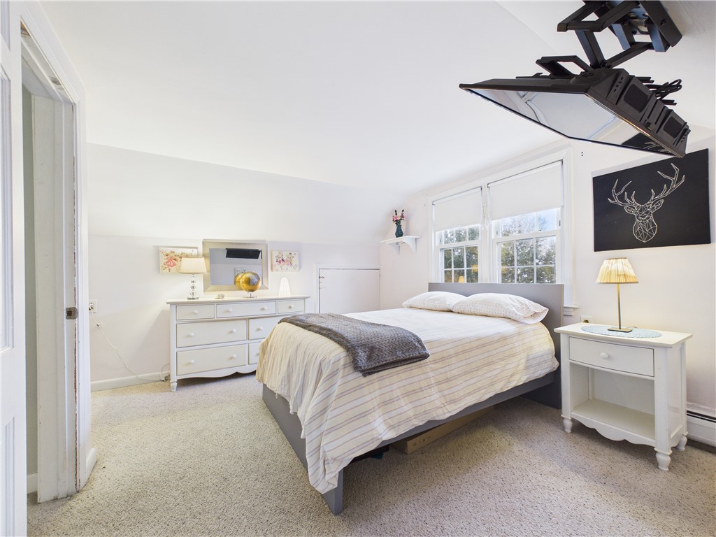 106 Fales Road Bristol, RI 02809 - Photo 19 of 40