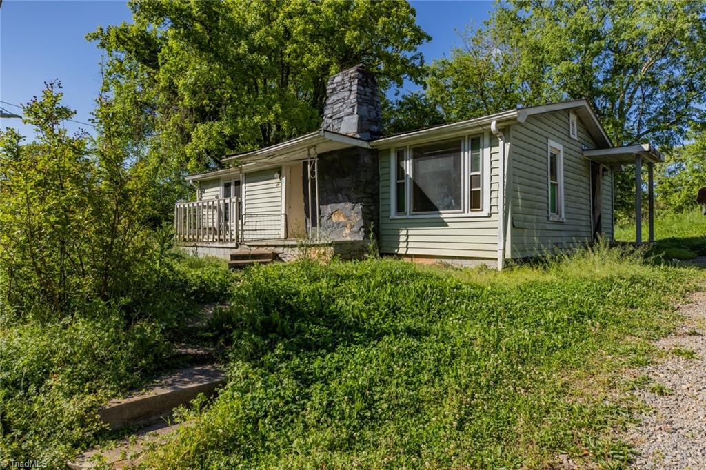 114 Mathis Street Jonesville, NC 28642 - Photo 35 of 40 Gallery Image 35