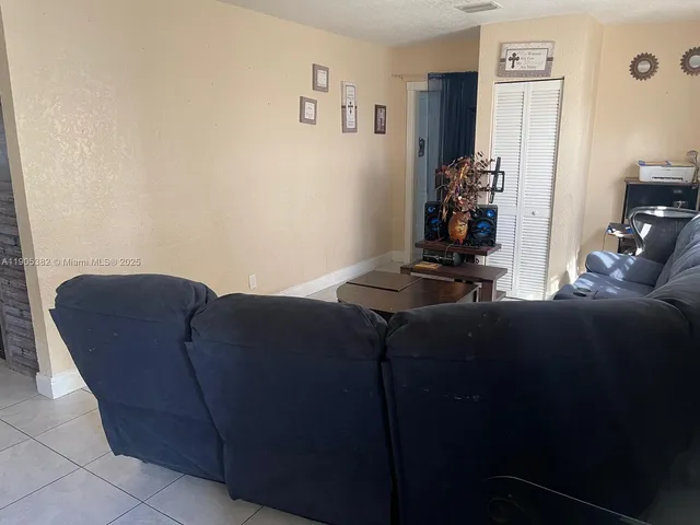 $533,000 | 665 Northwest 153rd Street, Miami, FL 33169