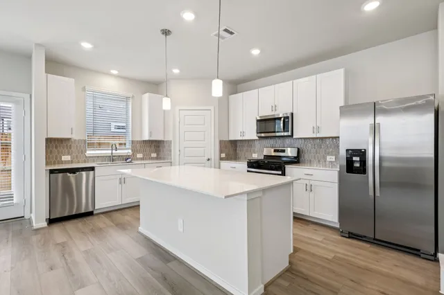 $309,590 | 19826 Emerald Bnd Way, Atascocita, TX 77346