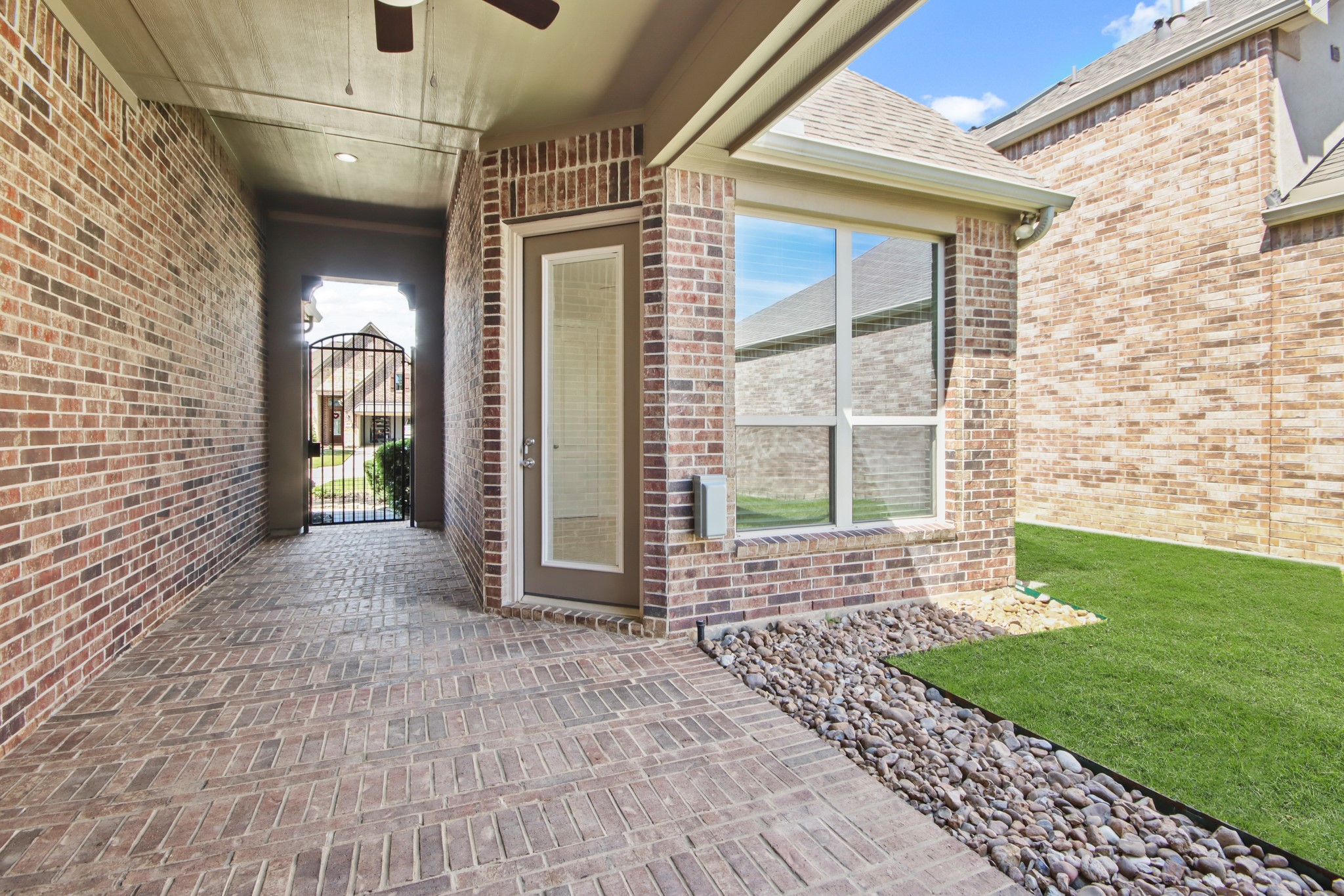 8931 Leaning Hollow Lane Spring, TX 77379 - Photo 28 of 38 Gated Entrance to the home and casita.