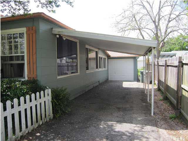 412 Gibbs Road Pensacola, FL 32507 - Photo 2 of 17 Gallery Image 2