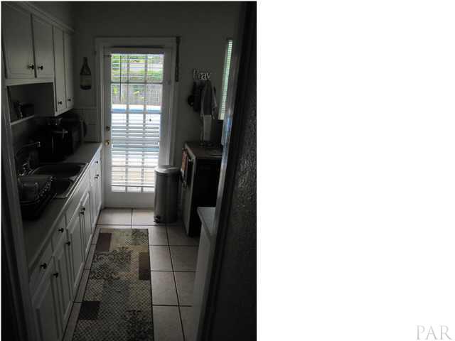 412 Gibbs Road Pensacola, FL 32507 - Photo 9 of 17 Gallery Image 9