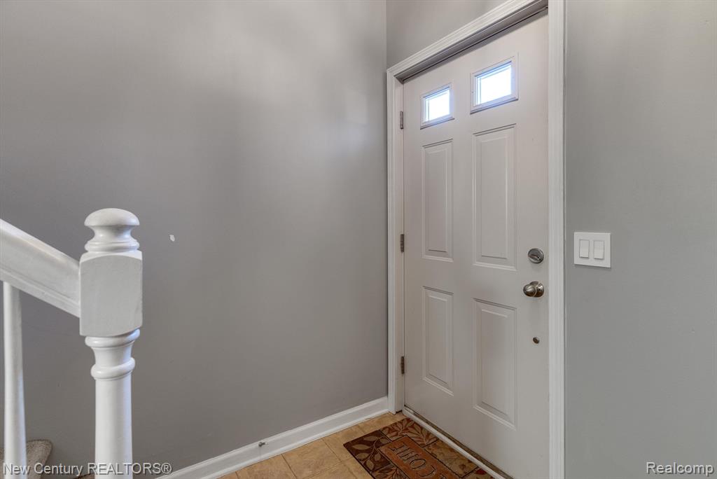 3340 Hilton Road, Unit 114 Ferndale, MI 48220 - Photo 6 of 32 Gallery Image 6