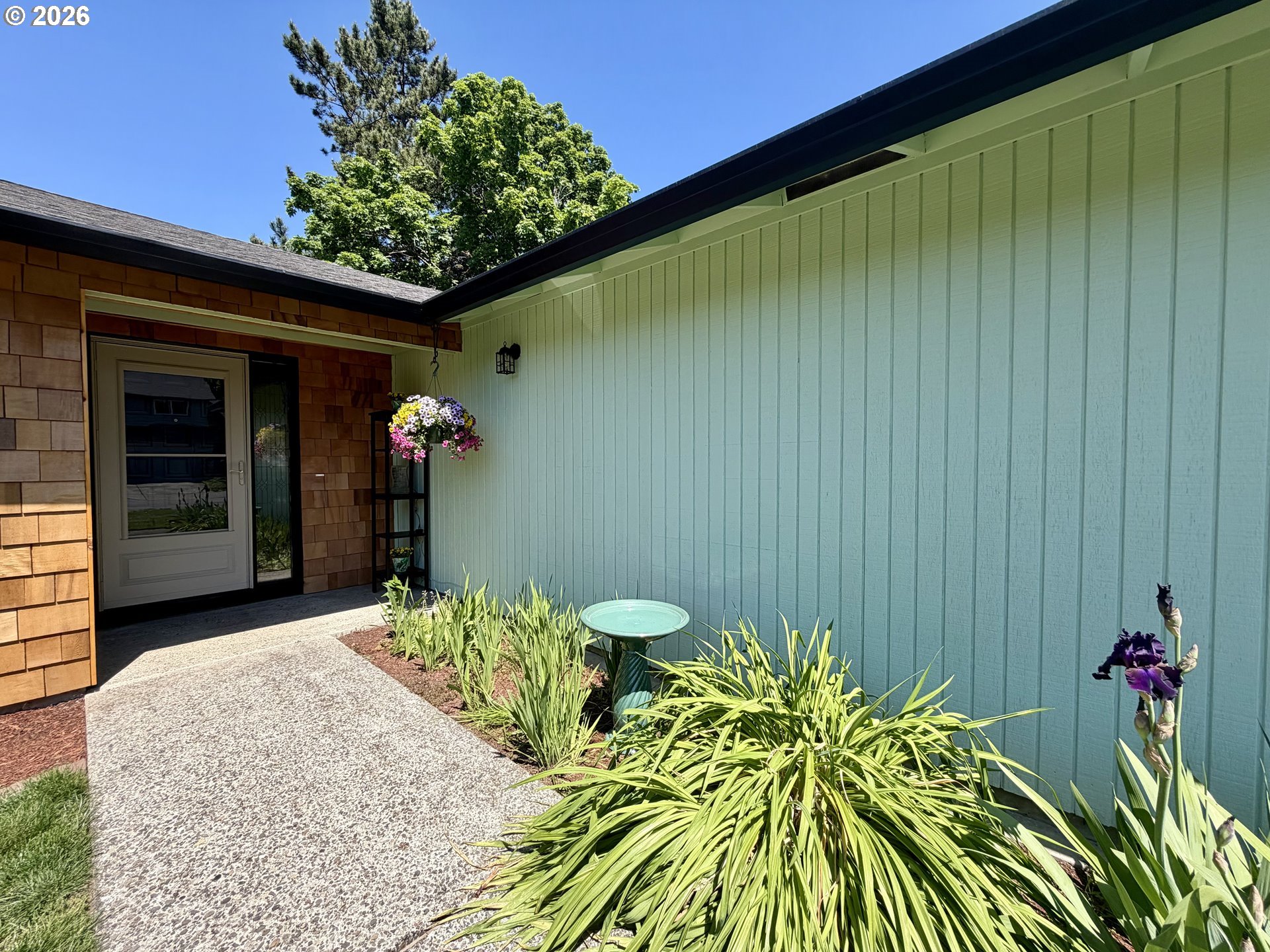 2715 Southwest 31st Street Gresham, OR 97080 - Photo 5 of 36