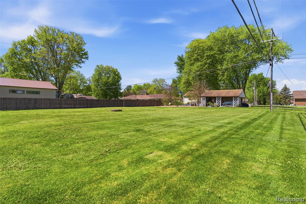 7230 Center Road Mount Morris, MI 48458 - Photo 31 of 33