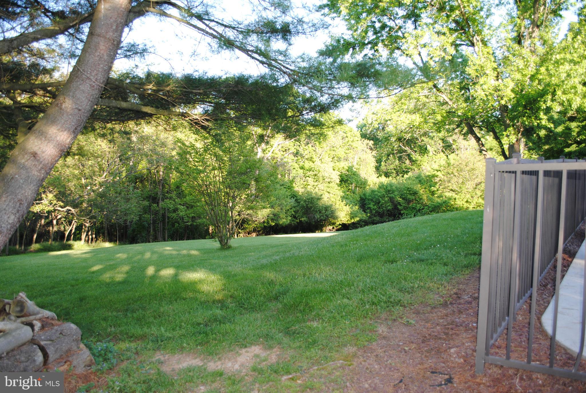 2821 Vireo Road York, PA 17403 - Photo 12 of 77 Gallery Image 12