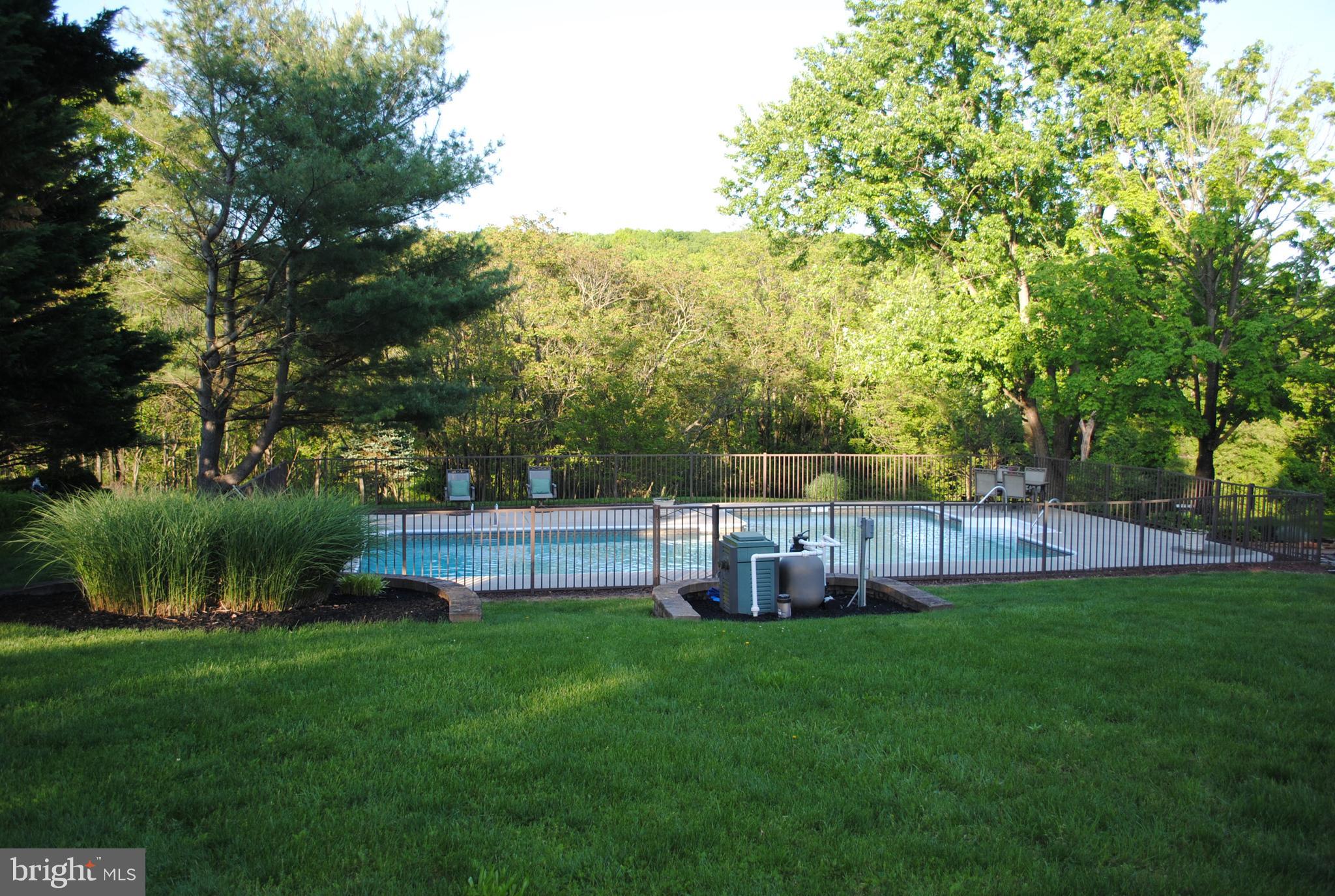 2821 Vireo Road York, PA 17403 - Photo 17 of 77 Gallery Image 17