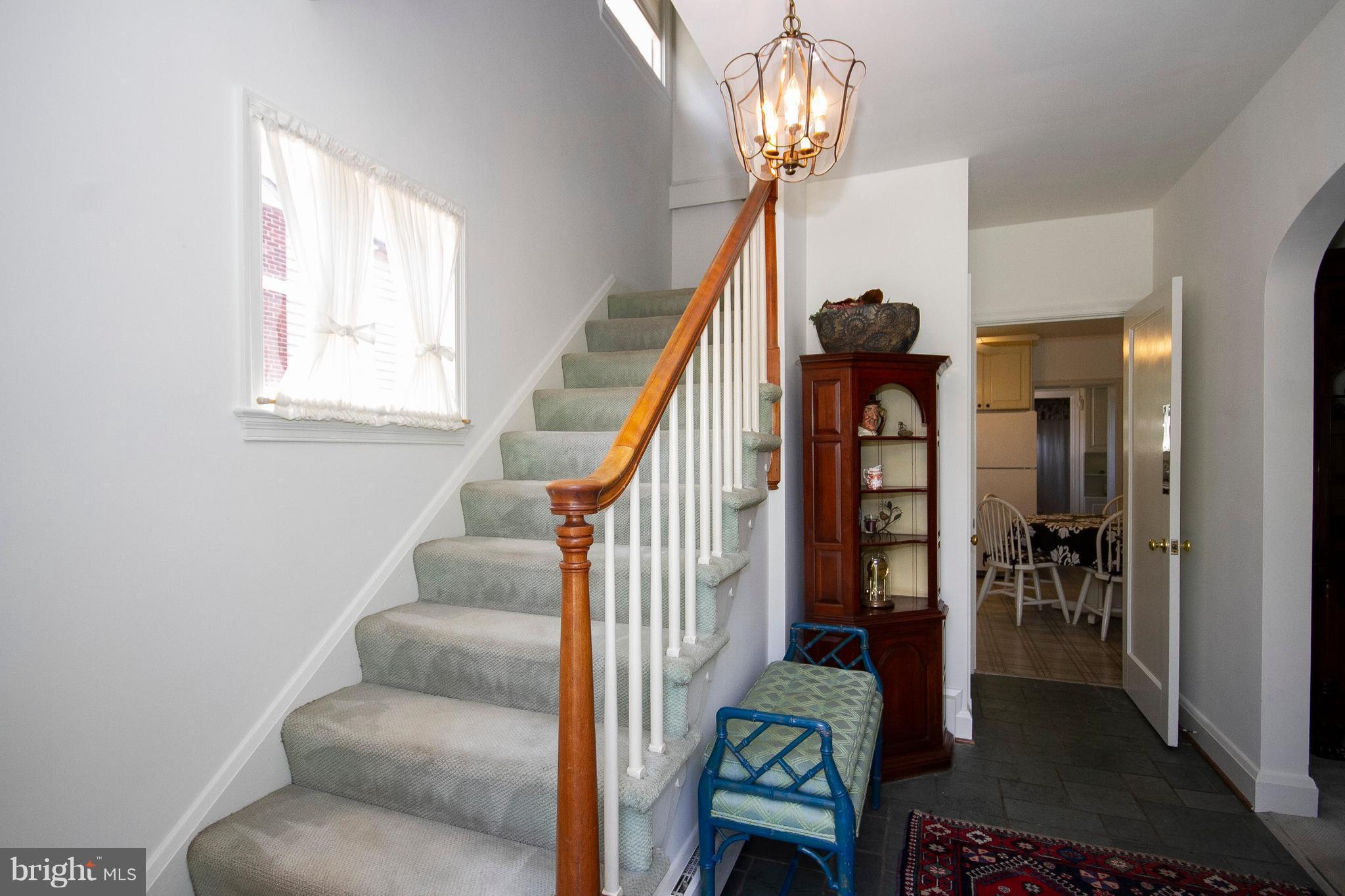 607 Sussex Road Baltimore, MD 21286 - Photo 3 of 25 Interior (General)