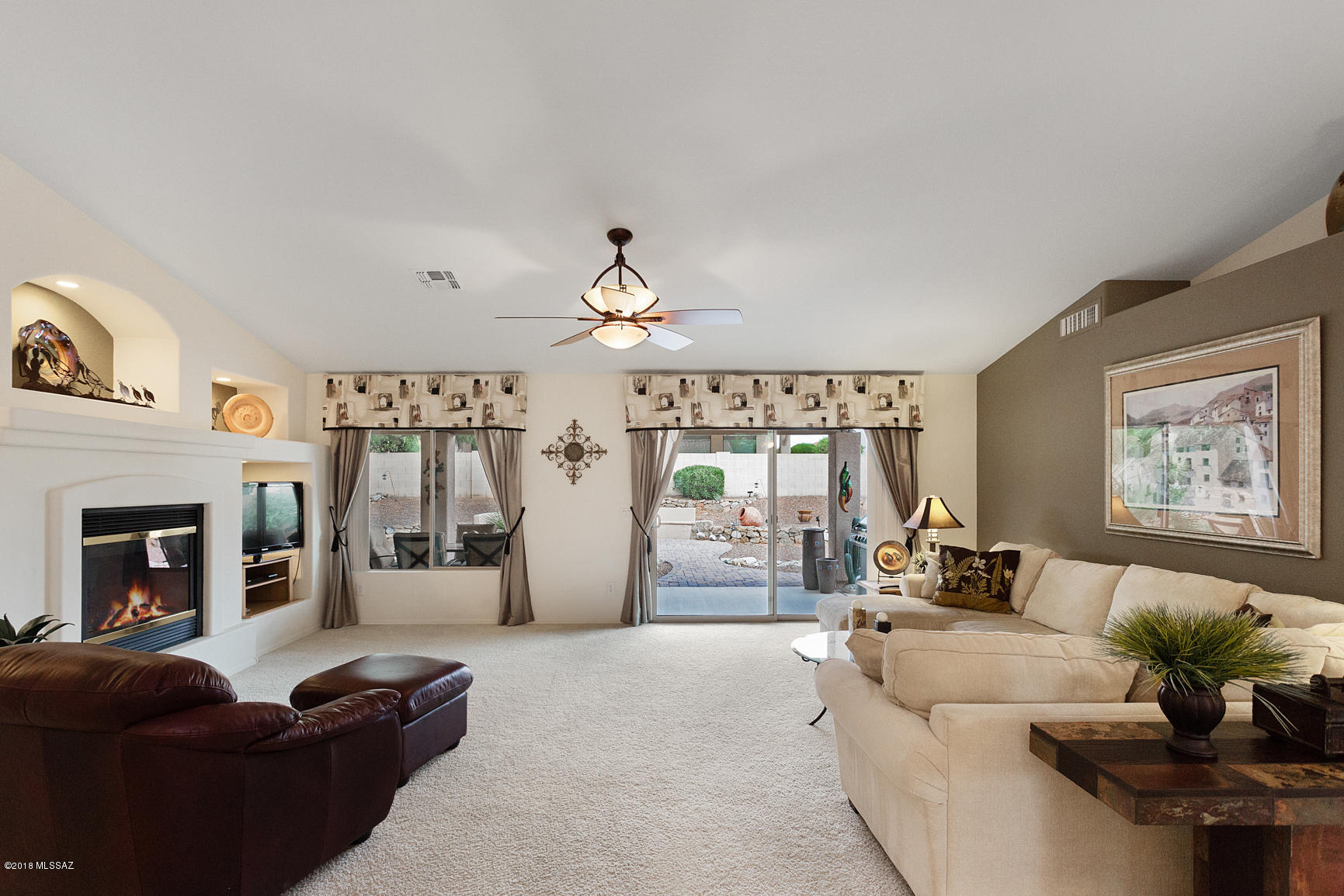62112 East Sandlewood Road Tucson, AZ 85739 - Photo 5 of 35