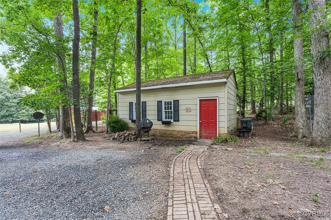 15019 Quaker Church Road Montpelier, VA 23192 - Photo 6 of 37 Gallery Image 6