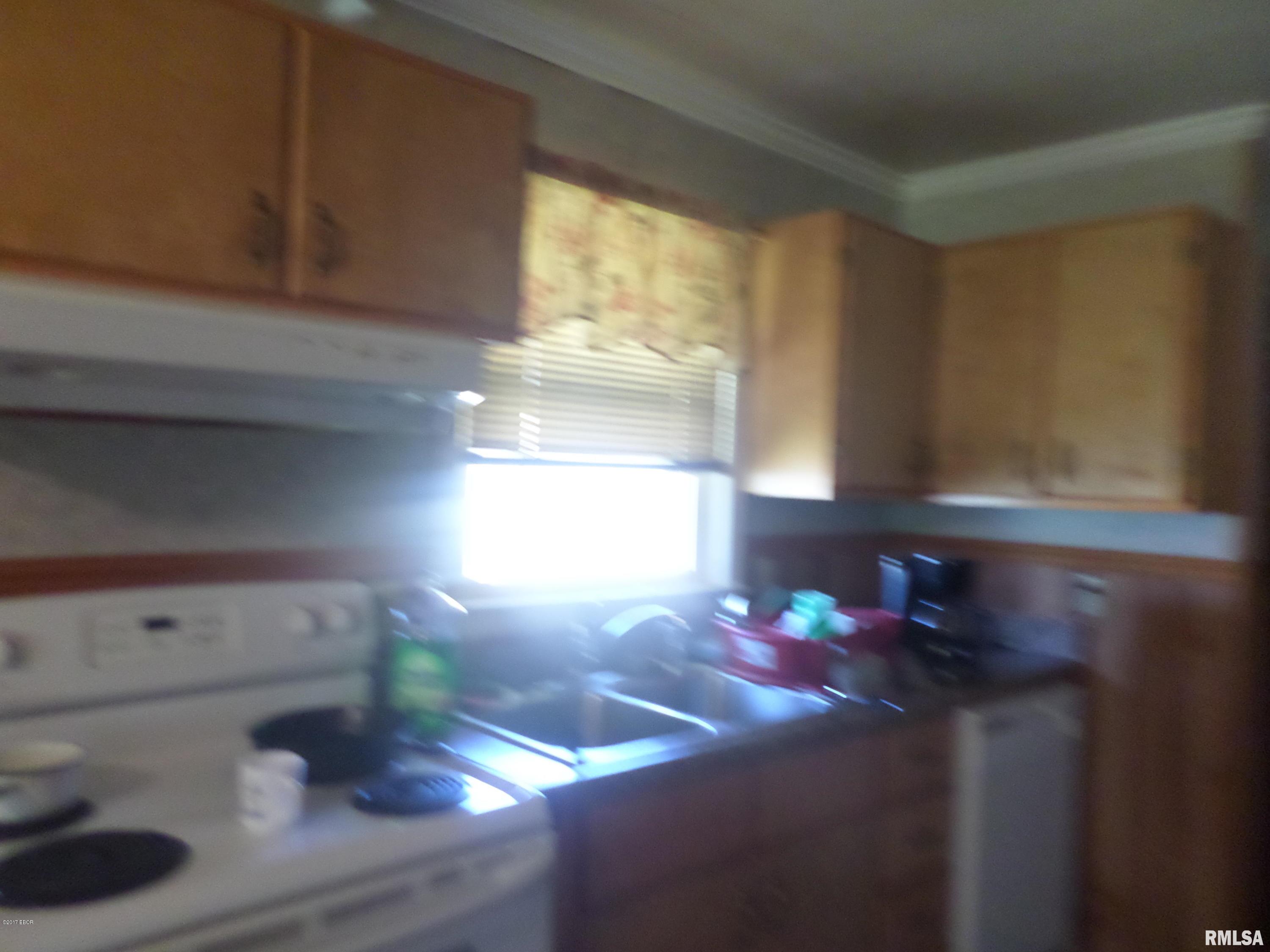 207 Wilson Street Valier, IL 62891 - Photo 14 of 22 Gallery Image 14