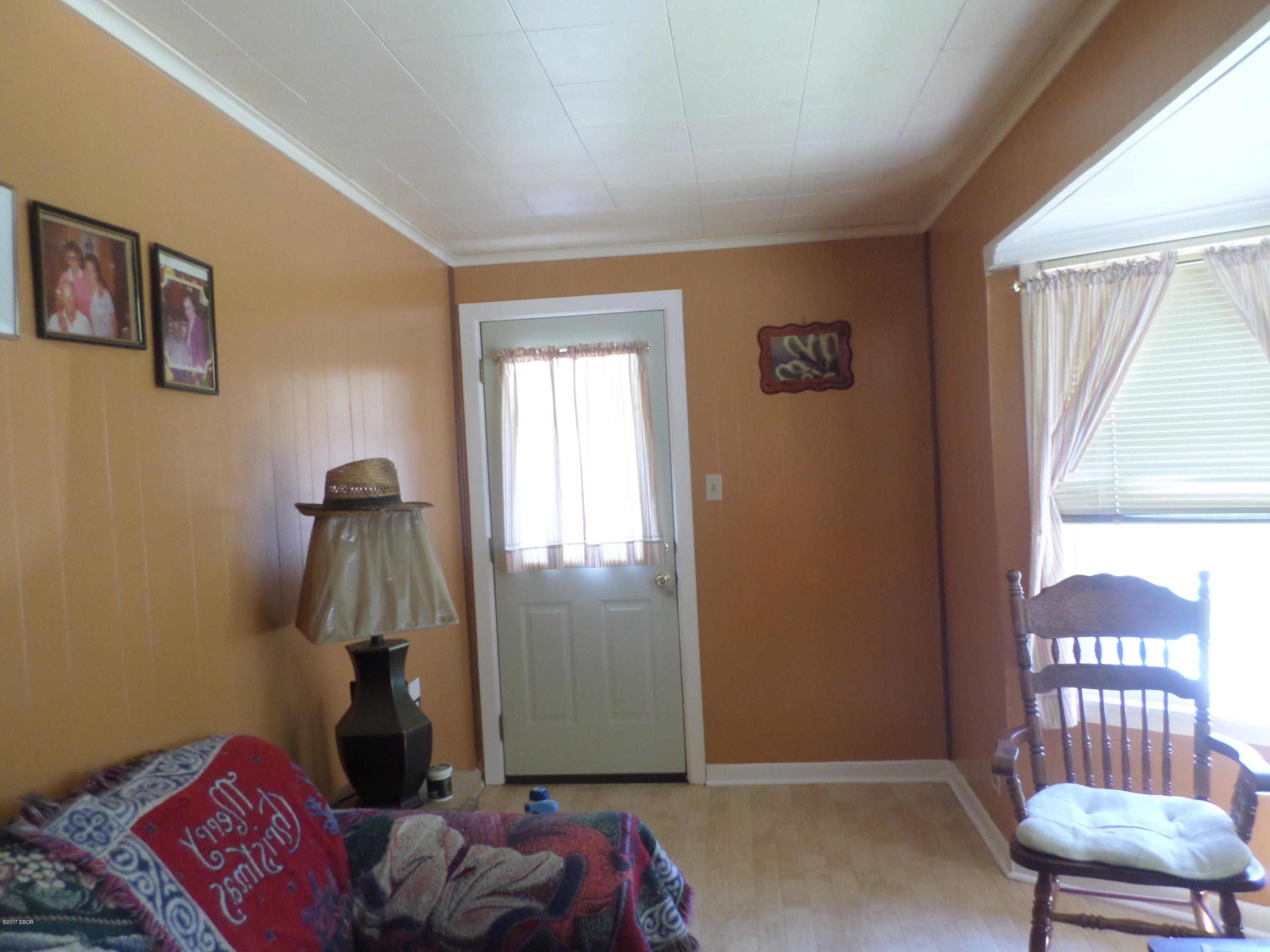 207 Wilson Street Valier, IL 62891 - Photo 16 of 22 Gallery Image 16