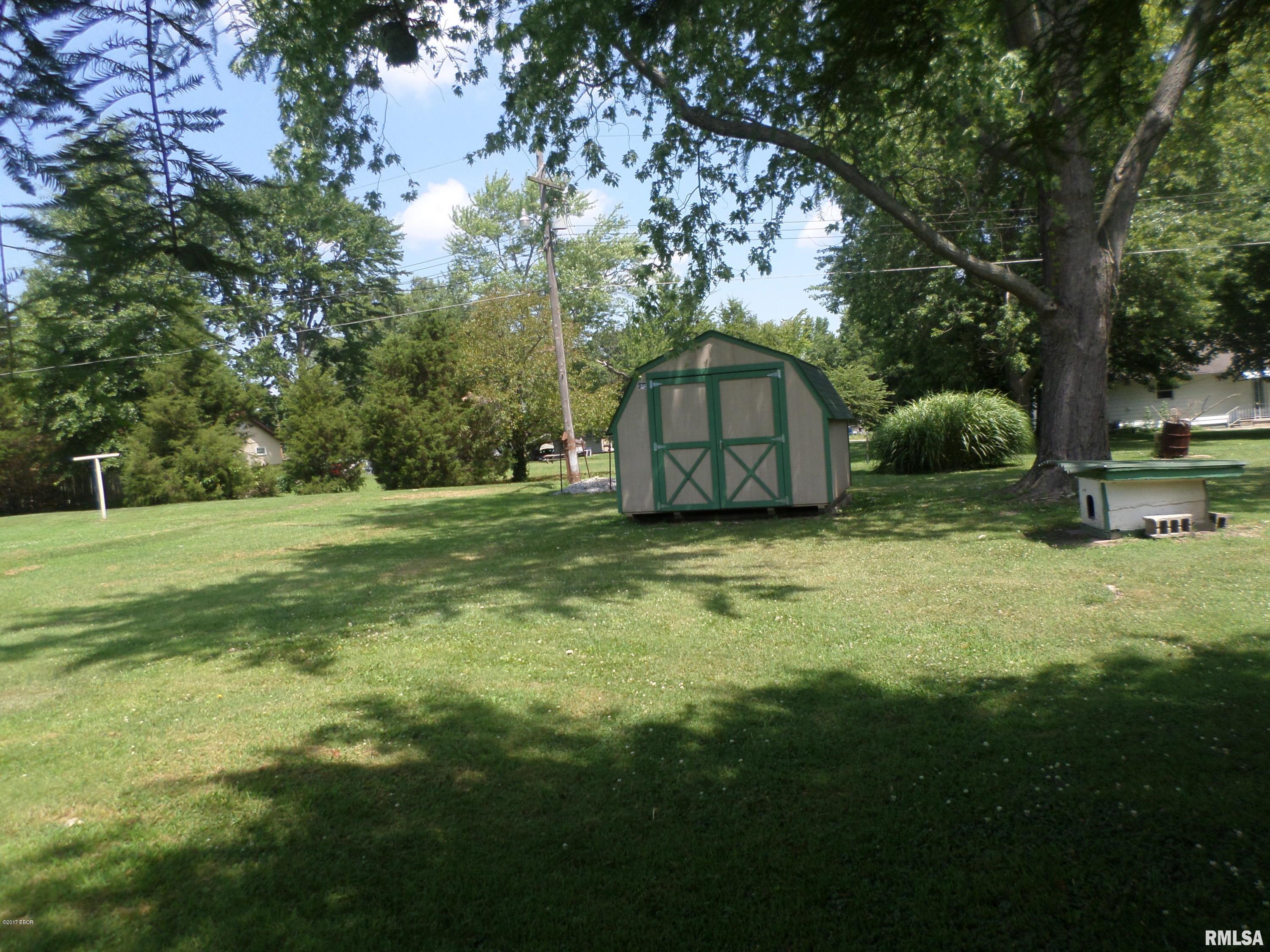 207 Wilson Street Valier, IL 62891 - Photo 20 of 22 Gallery Image 20