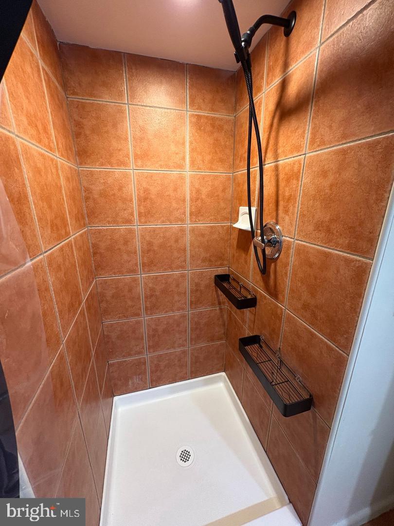1575 West Street Road, Unit 812 Warminster, PA 18974 - Photo 19 of 20 Gallery Image 19
