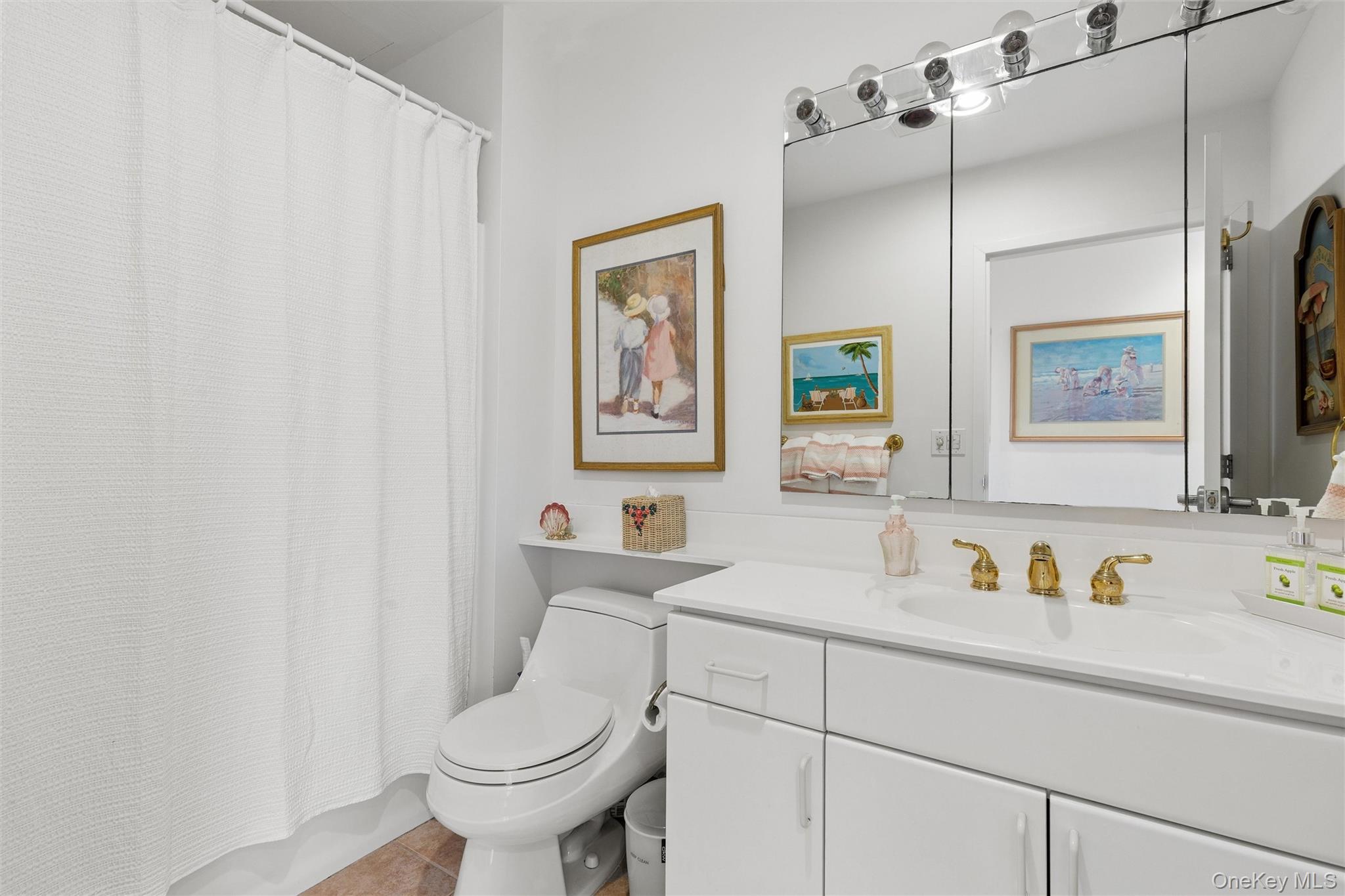 260 Dune Road, Unit 79 Westhampton Beach, NY 11978 - Photo 17 of 18