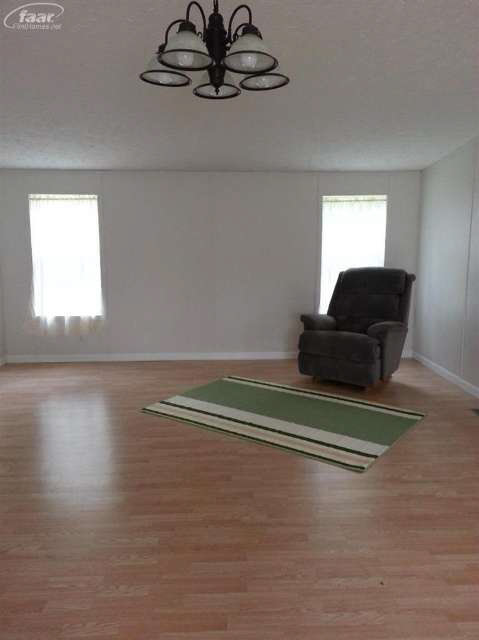 4295 Farrand Road Clio, MI 48420 - Photo 7 of 18 20416654-6.JPG