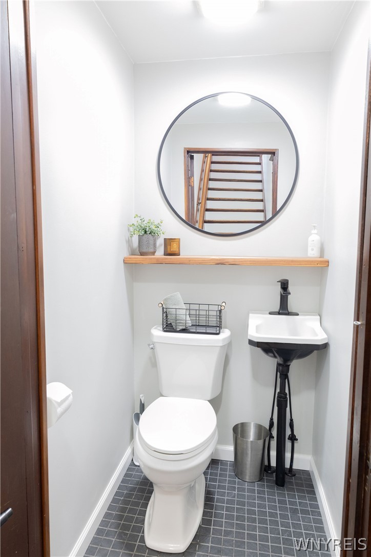 5517 Sterling Road Hamburg, NY 14075 - Photo 15 of 35