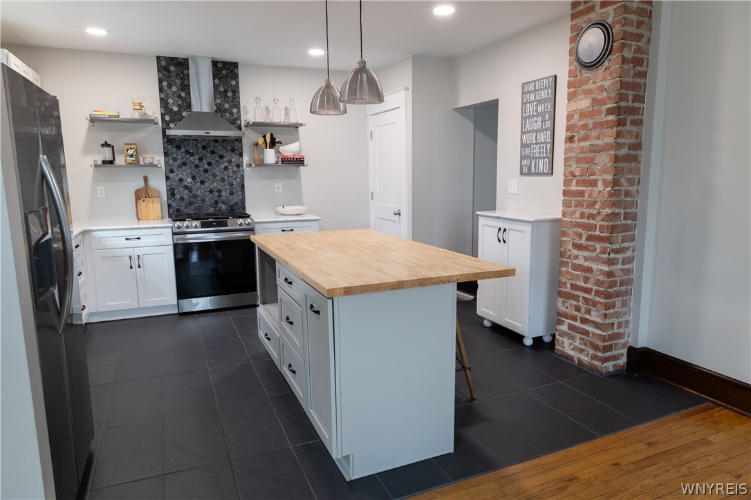 5517 Sterling Road Hamburg, NY 14075 - Photo 3 of 35