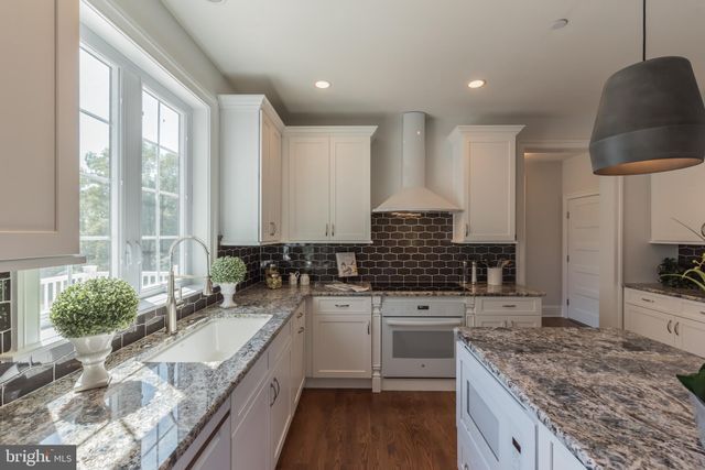 $911,136 | 105 North Bacton Hill Road, Malvern, PA 19355