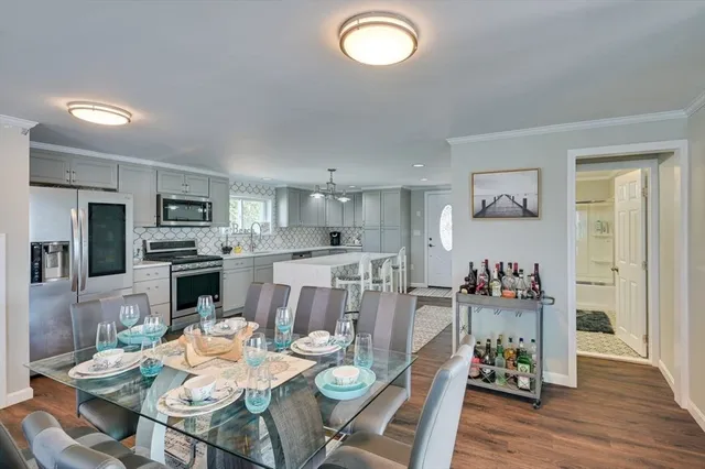 $1,249,000 | 104 Kings Cove Beach Road, Weymouth, MA 02191