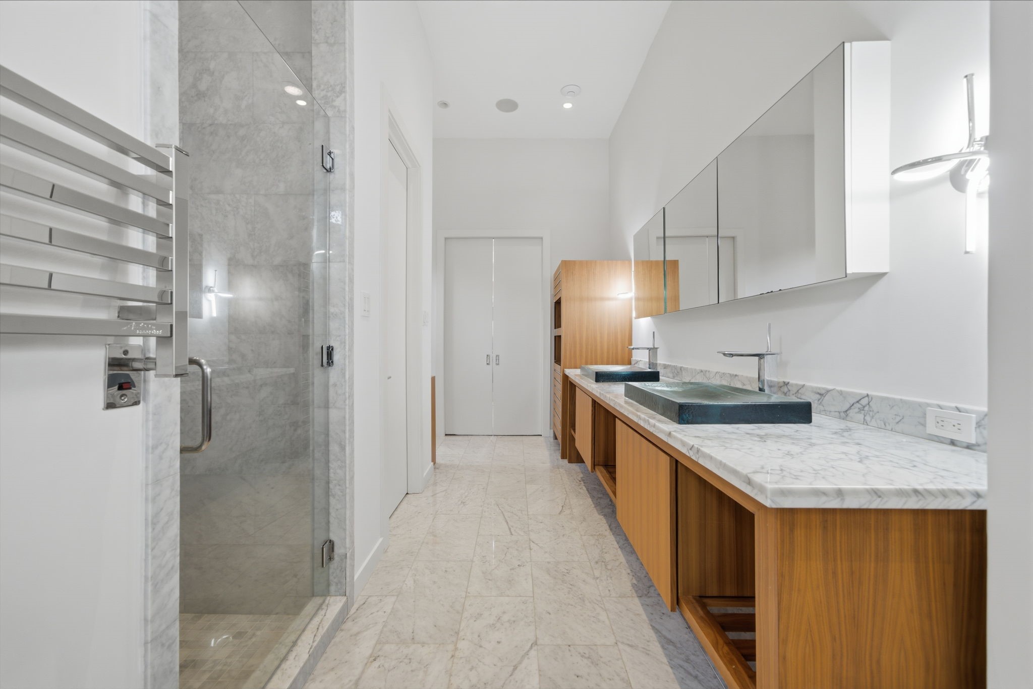 3 Farington Way The Woodlands, TX 77382 - Photo 23 of 49 a kitchen with stainless steel appliances granite countertop a sink a refrigerator and a stove