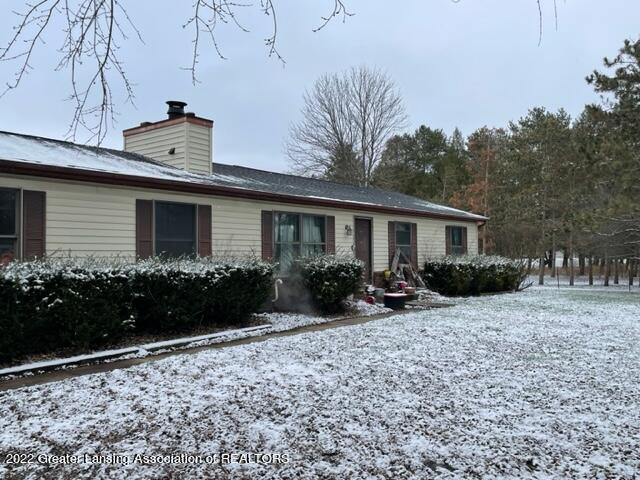 5799 East Price Road St. Johns, MI 48879 - Photo 1 of 20 front