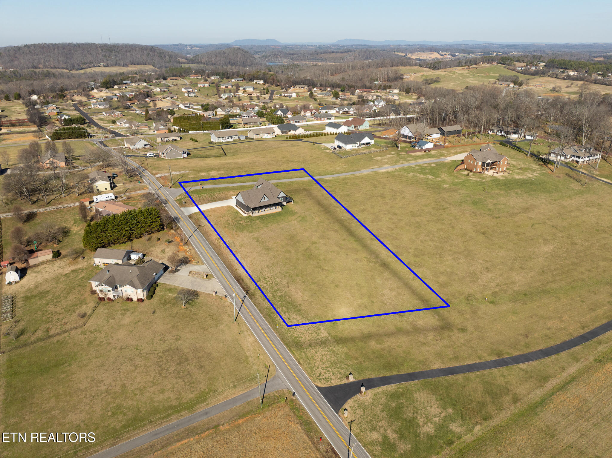 1340 Jim Fain Road Sevierville, TN 37876 - Photo 40 of 43 untitled-44