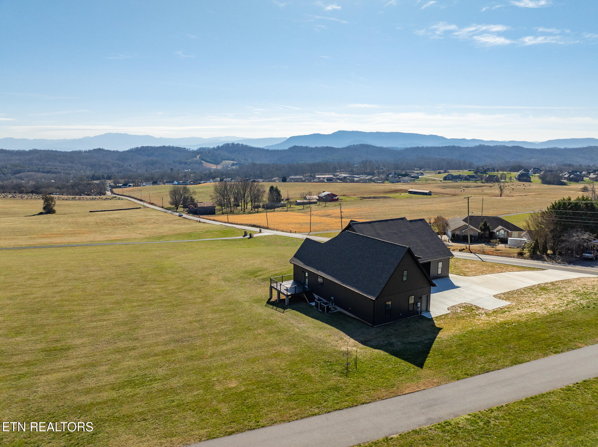 1340 Jim Fain Road Sevierville, TN 37876 - Photo 43 of 43 untitled-47