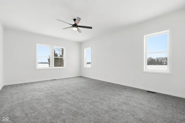 $449,000 | 6574 East Us Highway, Losantville, IN 47354