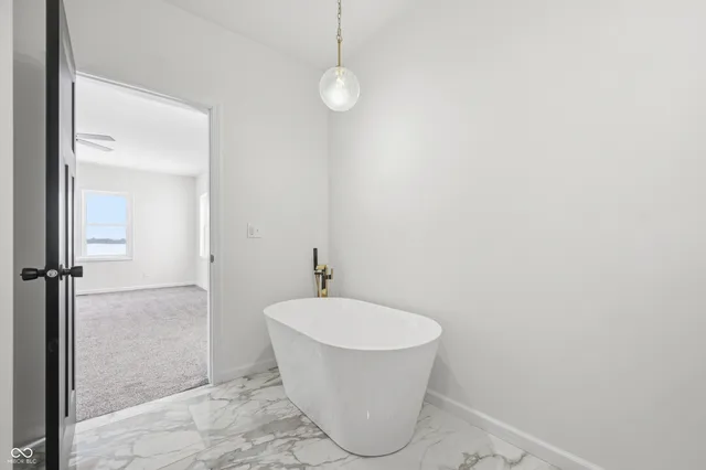 $449,000 | 6574 East Us Highway, Losantville, IN 47354